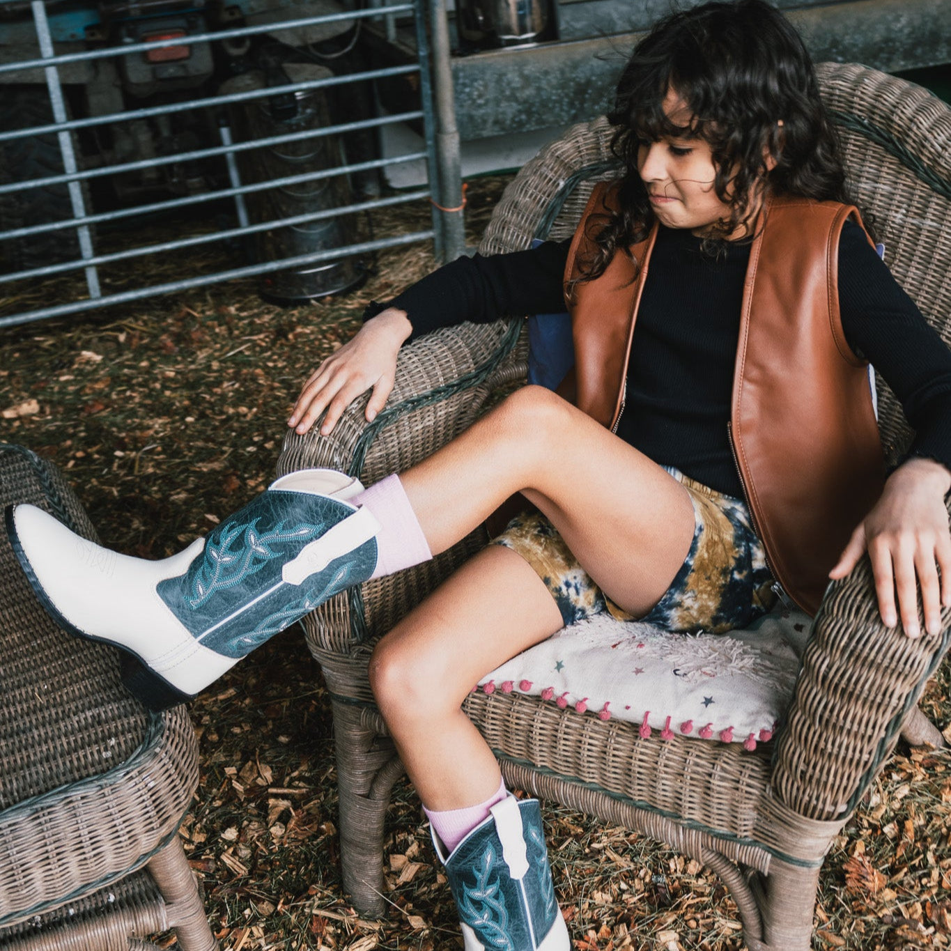 The Dakota Boot – Black & White with Embroidered Accents