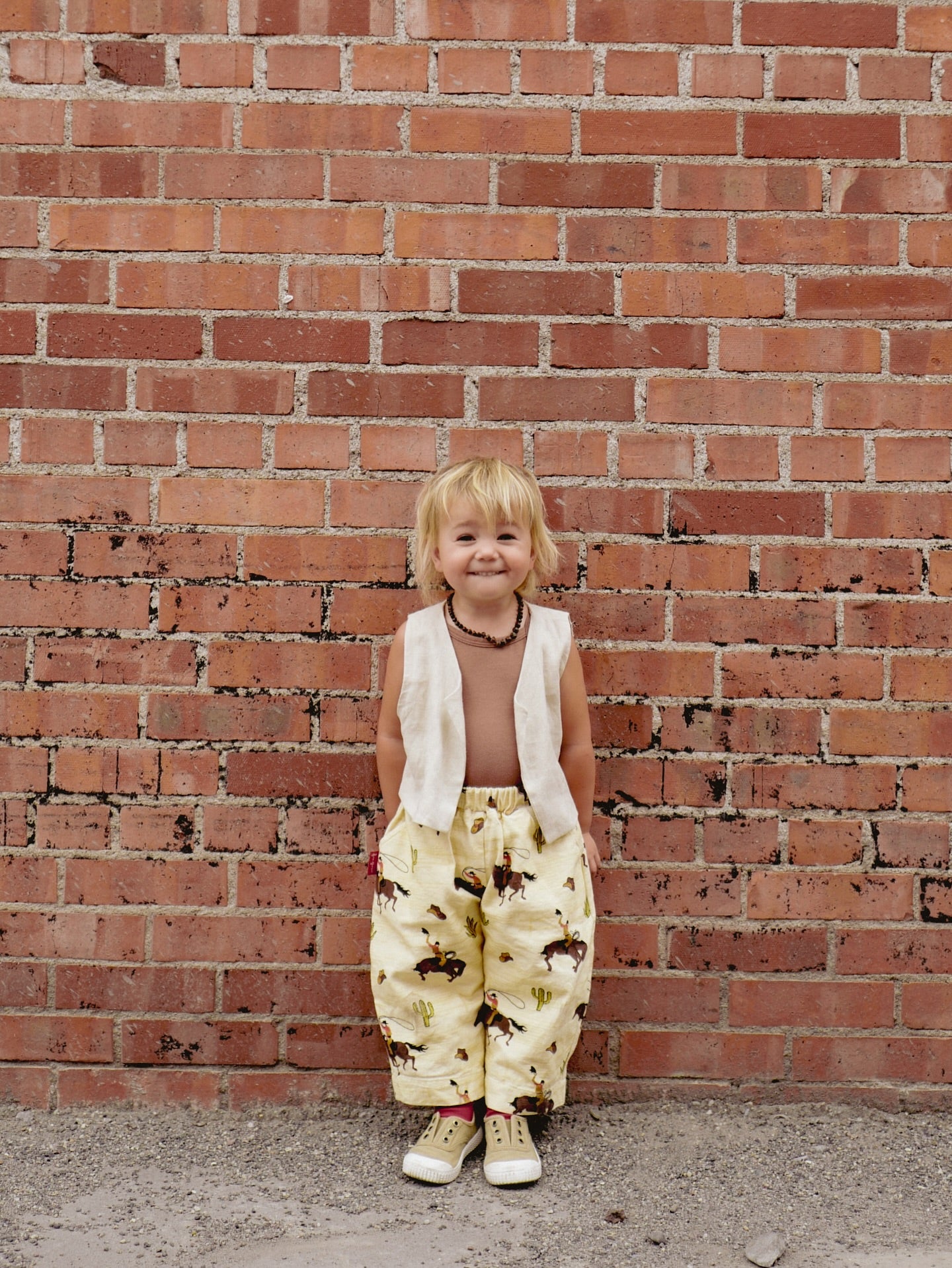 Cotton Canvas Barrel Leg Trousers – Cream